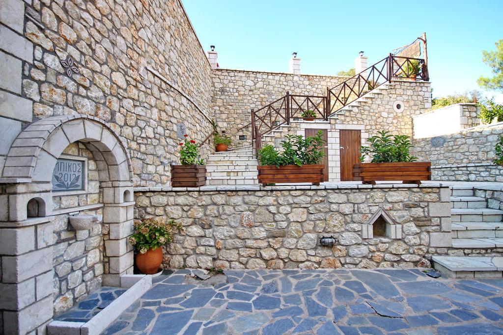 Thea Valtessinikou Hotel Exterior foto